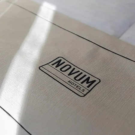 Novum Gates Charlottenburg Hotel 3*