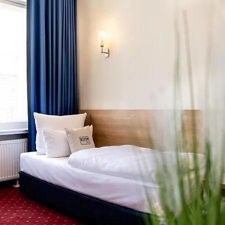 Novum Gates Charlottenburg Hotel 3*