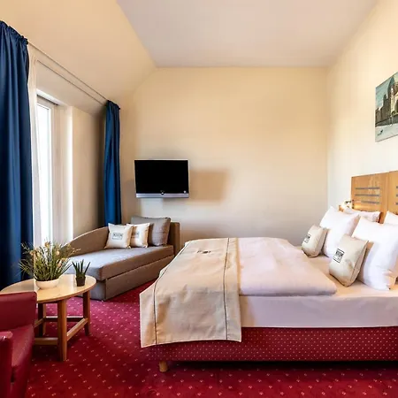 Novum Gates Charlottenburg Hotel 3*