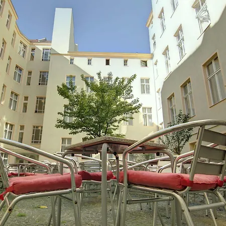 Novum Gates Charlottenburg 3*